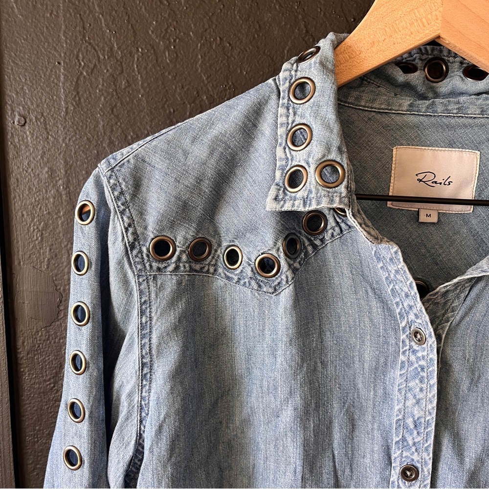 Rails Clayton Raw Hem Grommet Denim Shirt - Picture 5 of 14